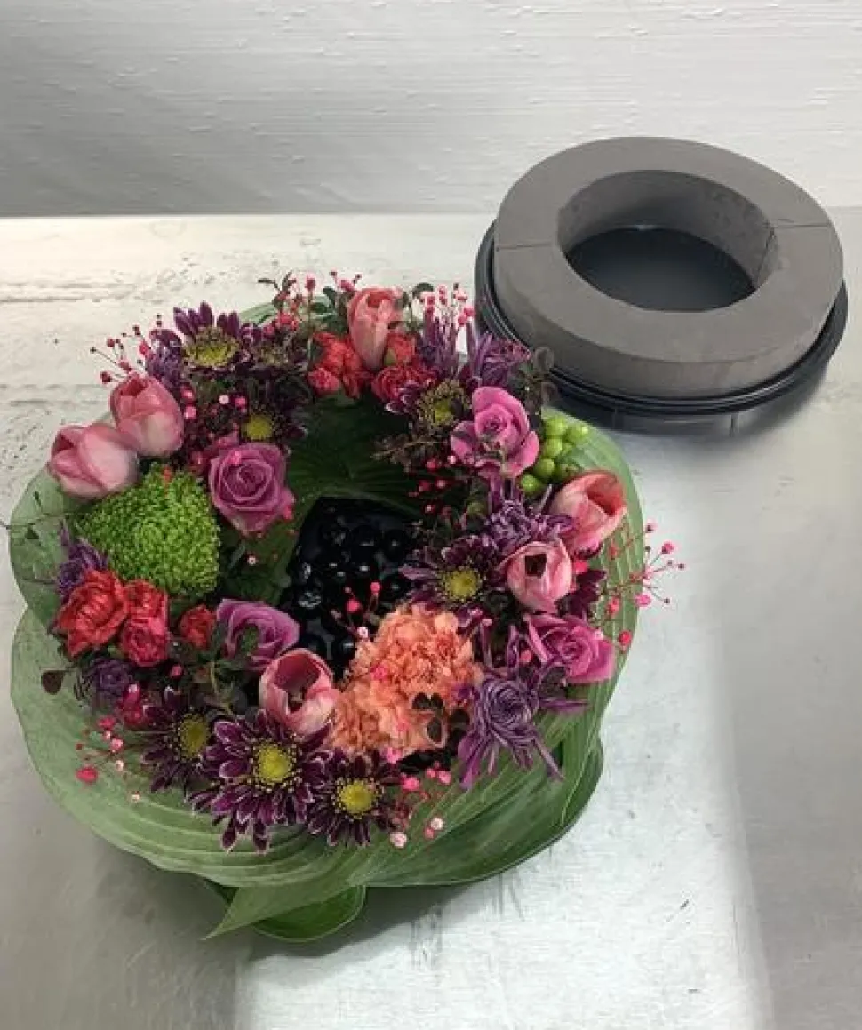 OASIS Midnight Floral Foam, 10-1/2" Design Ring